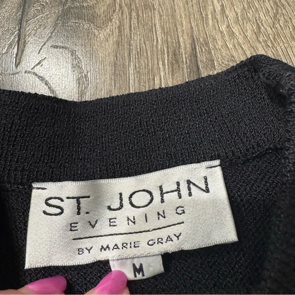 St. John evening solid black Crewneck Sweater side zipper size medium women
